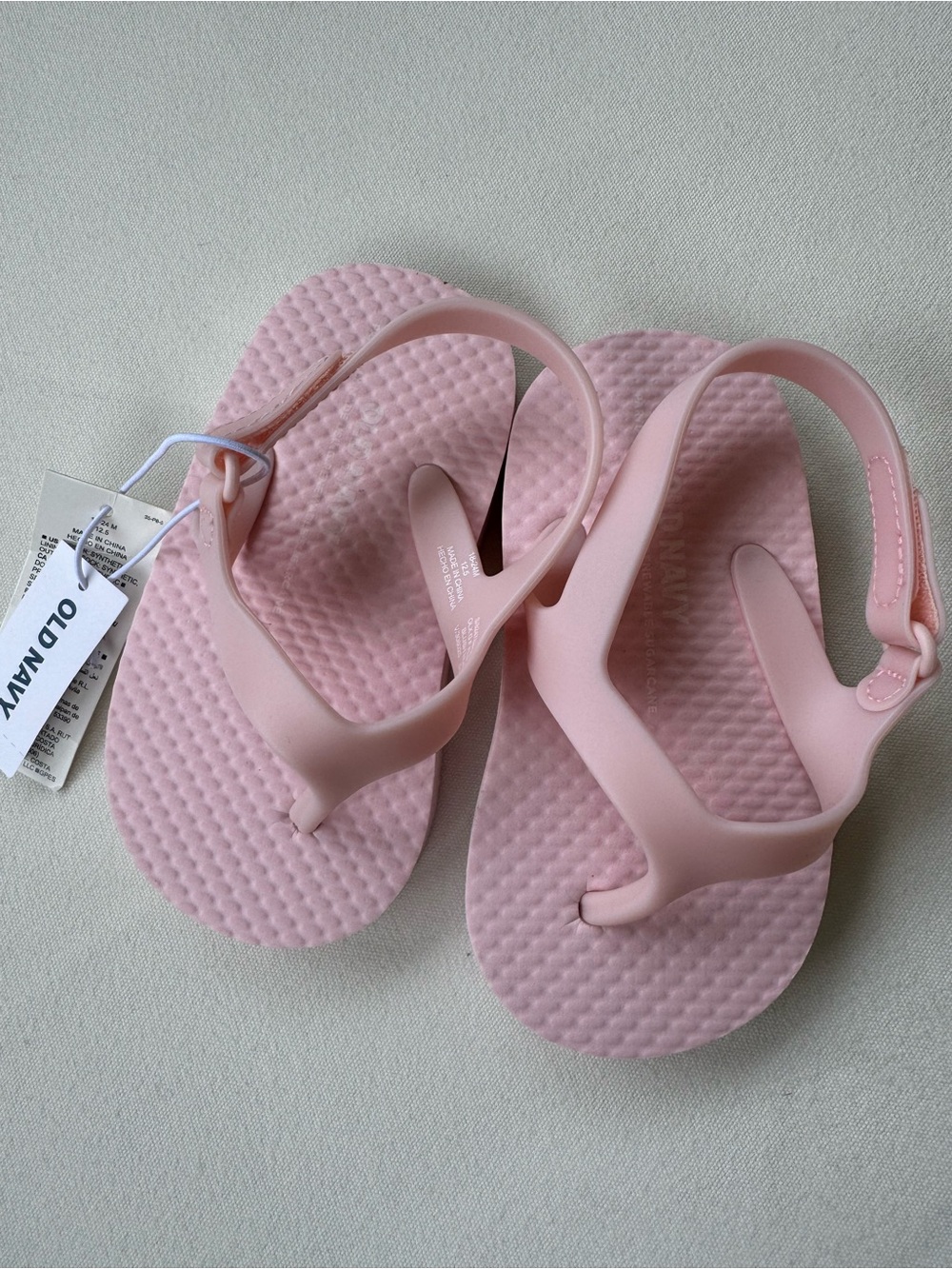 Old Navy Pink Flip Flop Sandals w/ Back Strap | Size 18–24M | NEW - Picture 2 of 5
